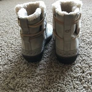 Ugg winter boots